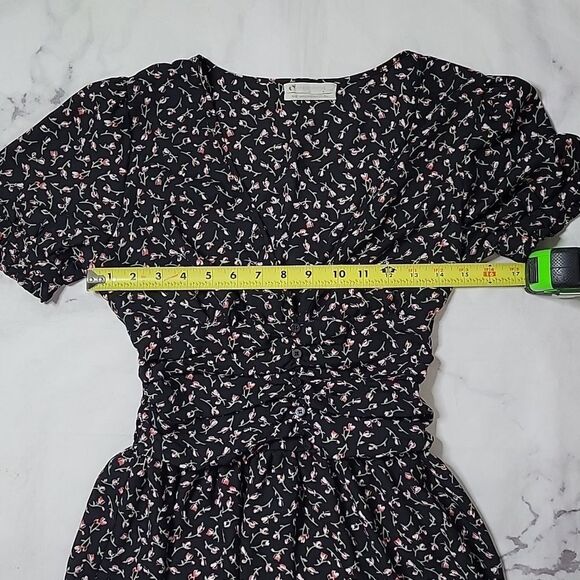 Urban Outfitters Black Floral Dress - Picture 6 of 7